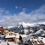 El Enebral En Potes Picos De Euopa Colio