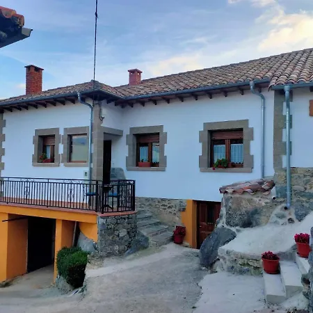 El Enebral En Potes Picos De Euopa *