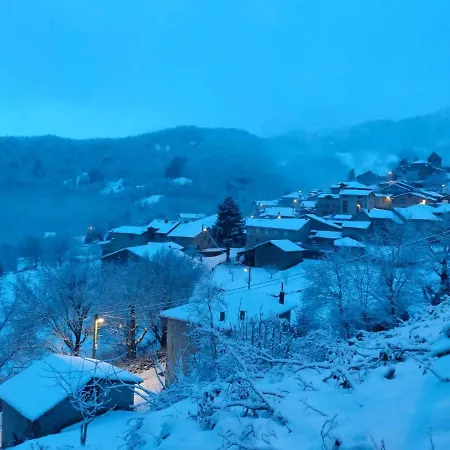 El Enebral En Potes Picos De Euopa * Colio