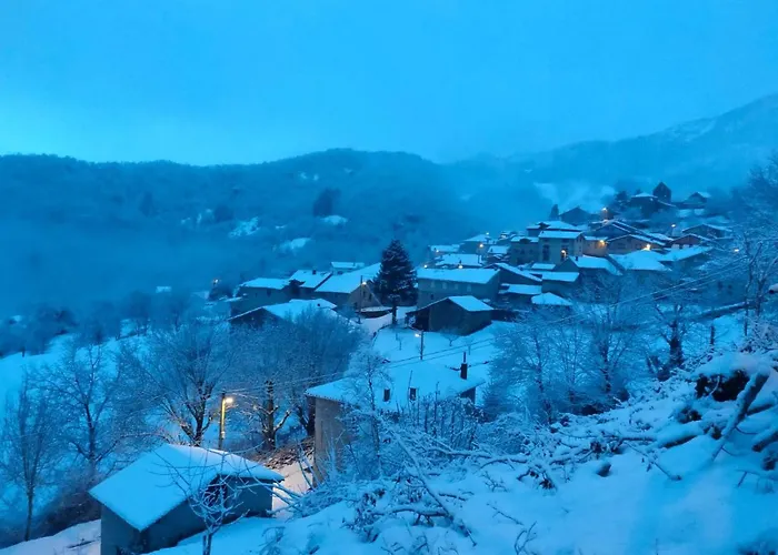 El Enebral En Potes Picos De Euopa * Colio